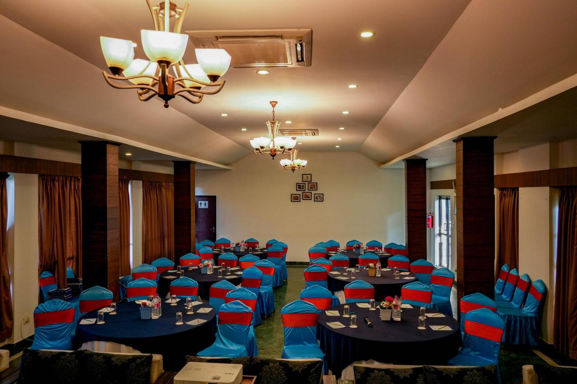 Himalayan Front Hotel By Kgh Group Pókhara Exteriér fotografie